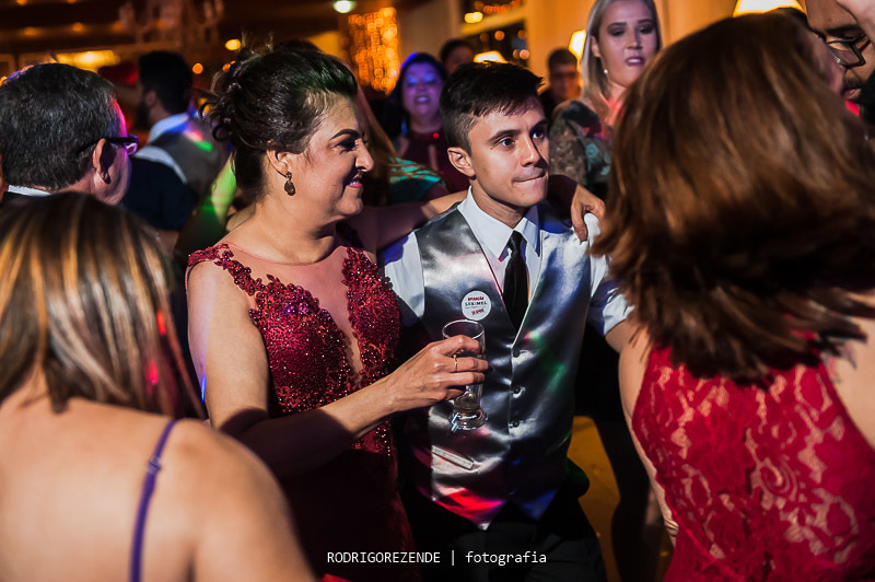casamento, helena moraes festas, pista de dança, rodrigo rezende fotografia