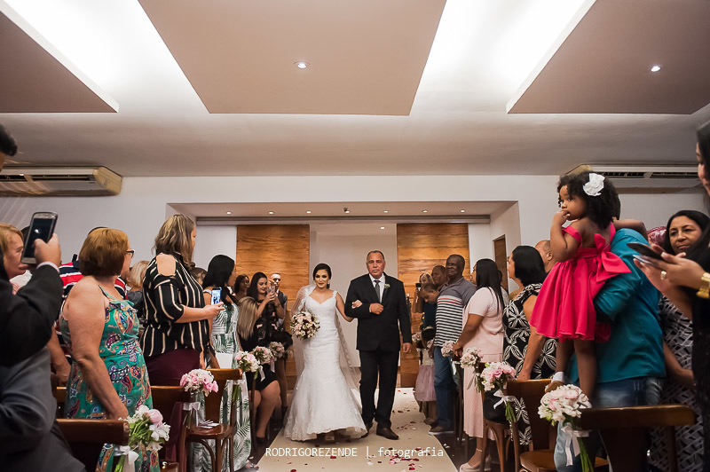 casamento, cerimônia, entrada da noiva, la strada eventos,  rodrigo rezende fotografia