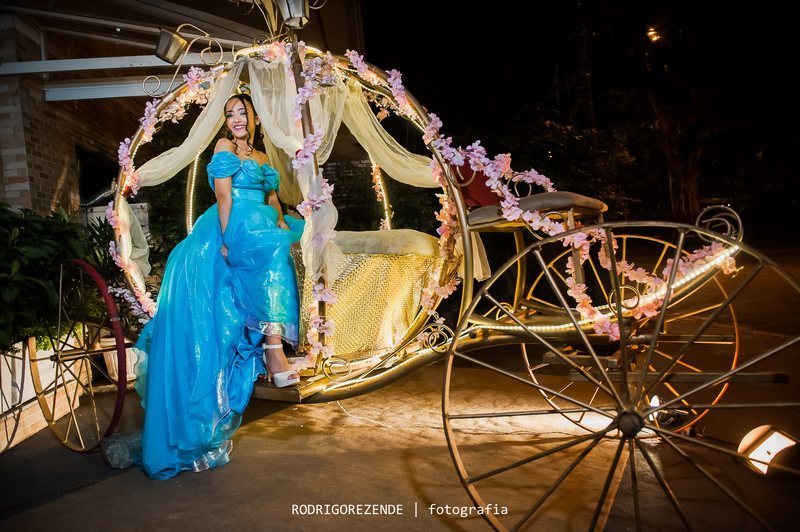 fotos debutante, 15 anos, cinderela, costa do sol