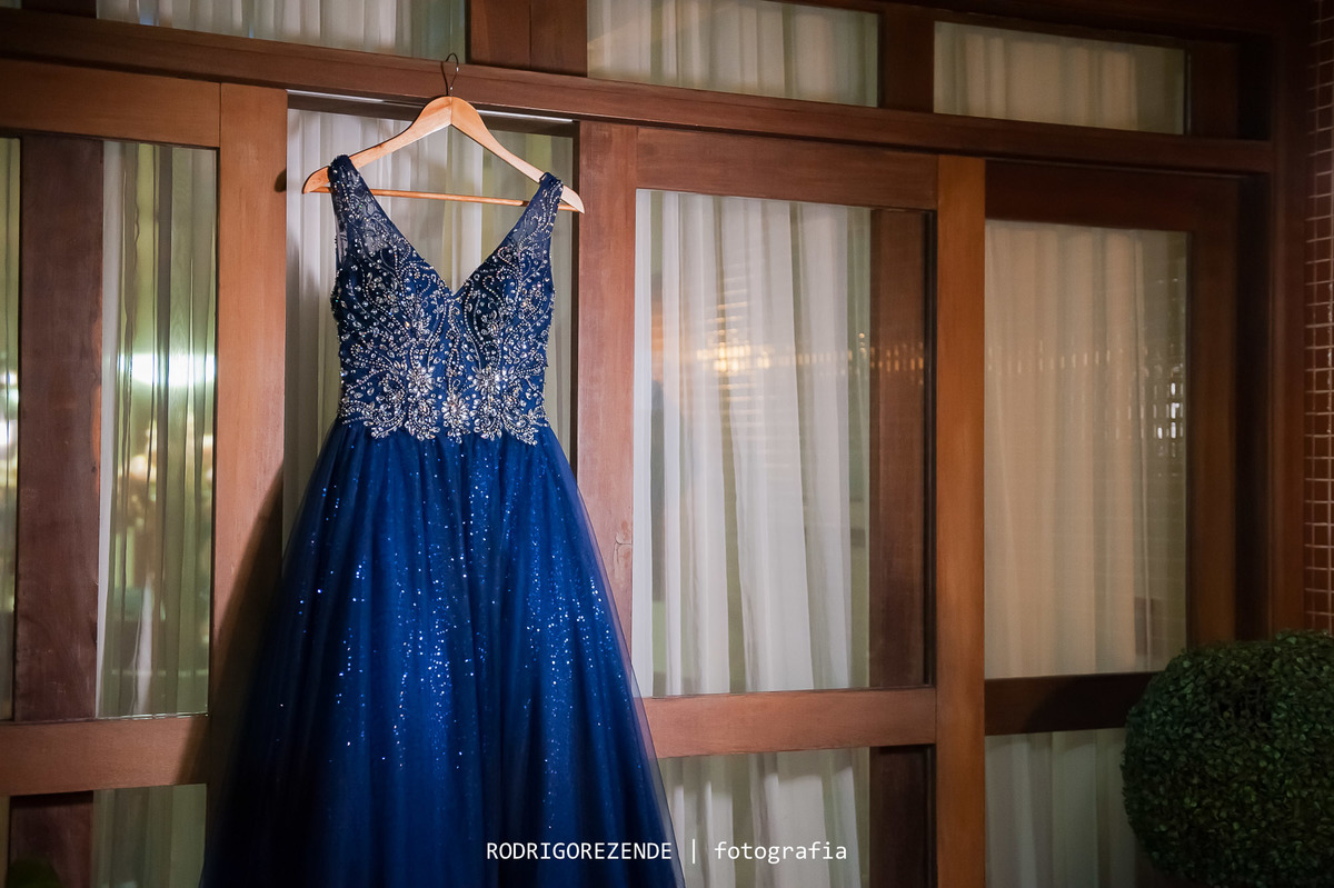 fotos debutante, 15 anos, vestido, ambelle casa de festas, rodrigo rezende fotografia