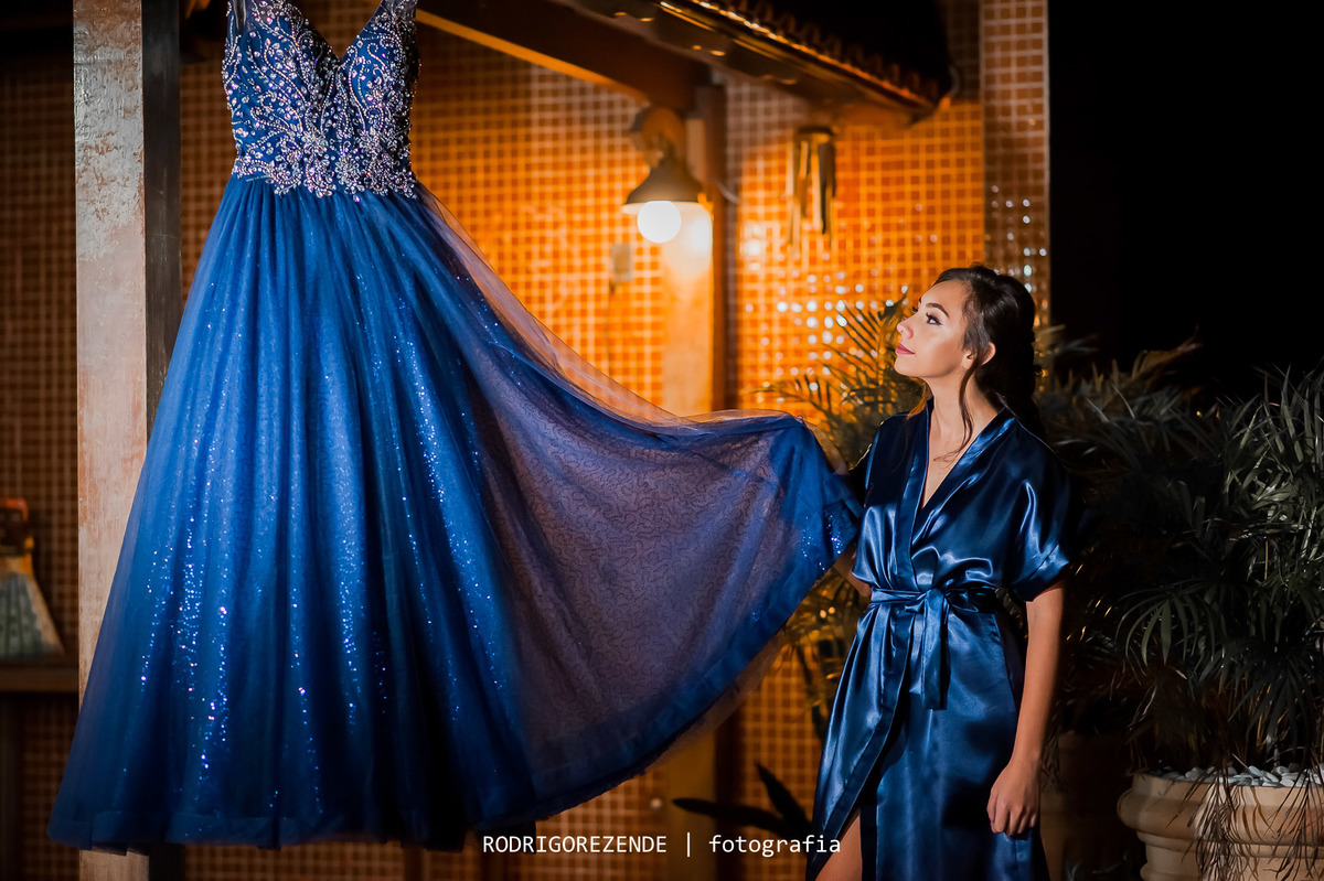 fotos debutante, 15 anos, vestido, ambelle casa de festas, rodrigo rezende fotografia