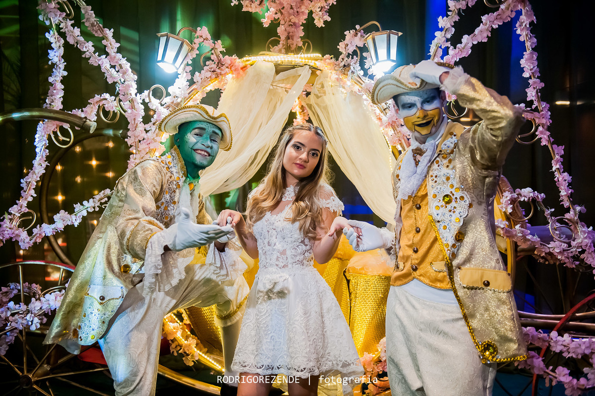 debutante, festa de 15 anos, vila inglesa, rodrigo rezende fotografia