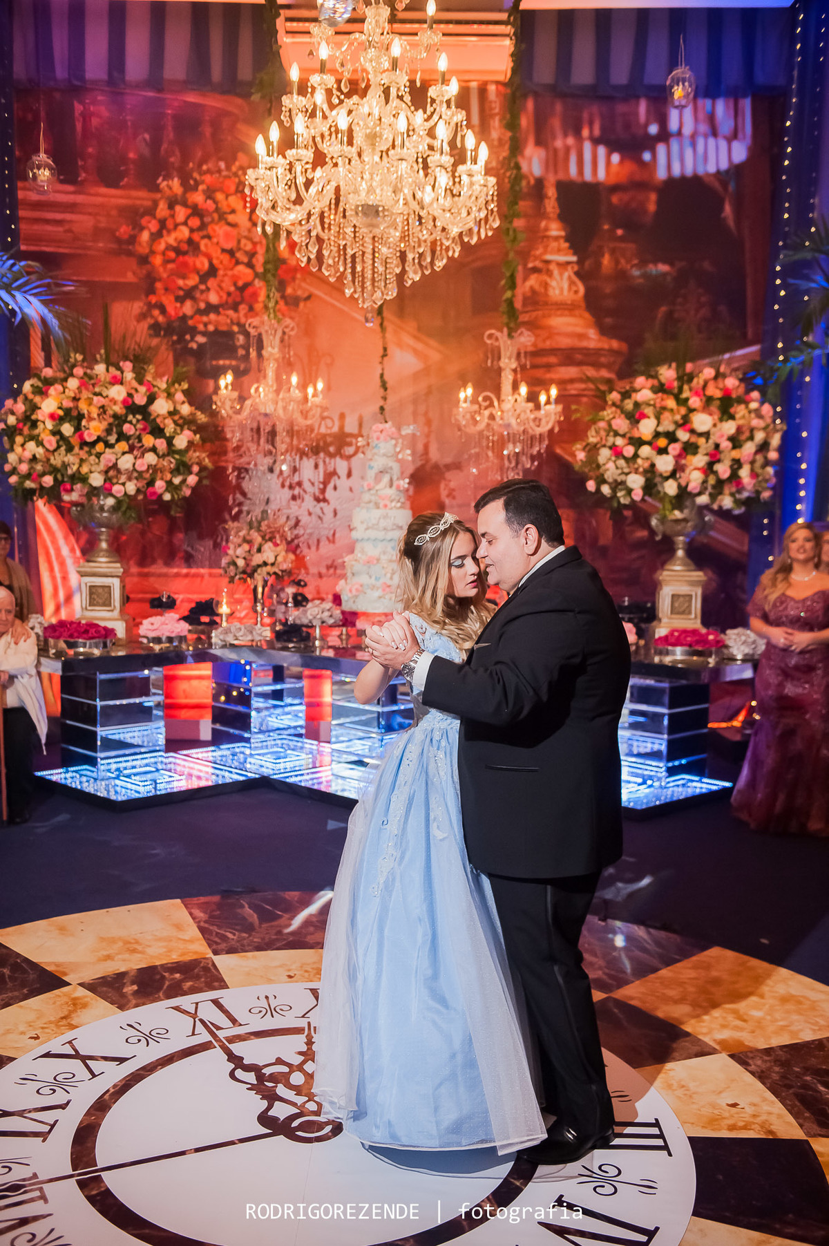 debutante, festa de 15 anos, vila inglesa, valsa, rodrigo rezende fotografia