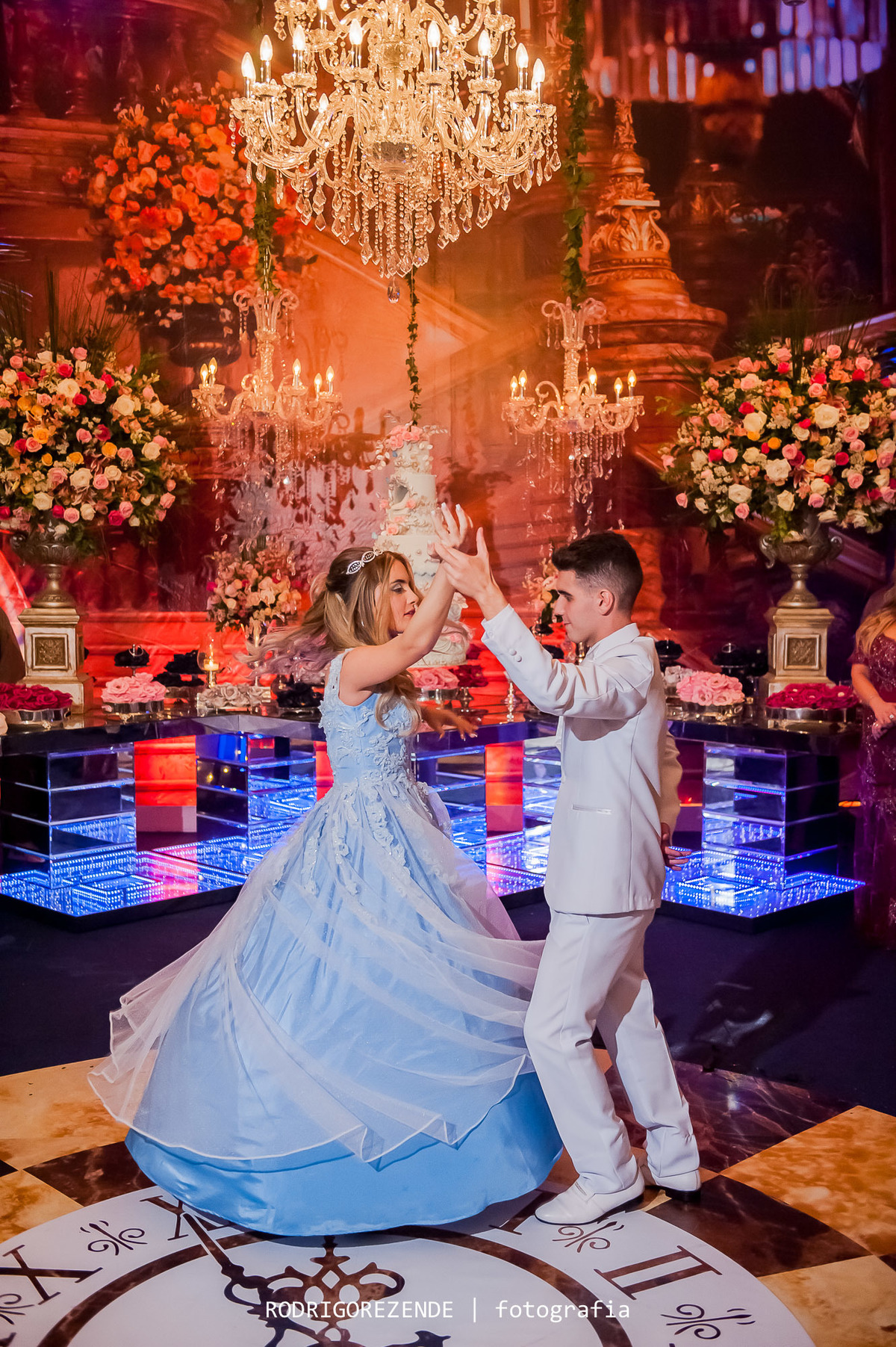 debutante, festa de 15 anos, vila inglesa, valsa, rodrigo rezende fotografia