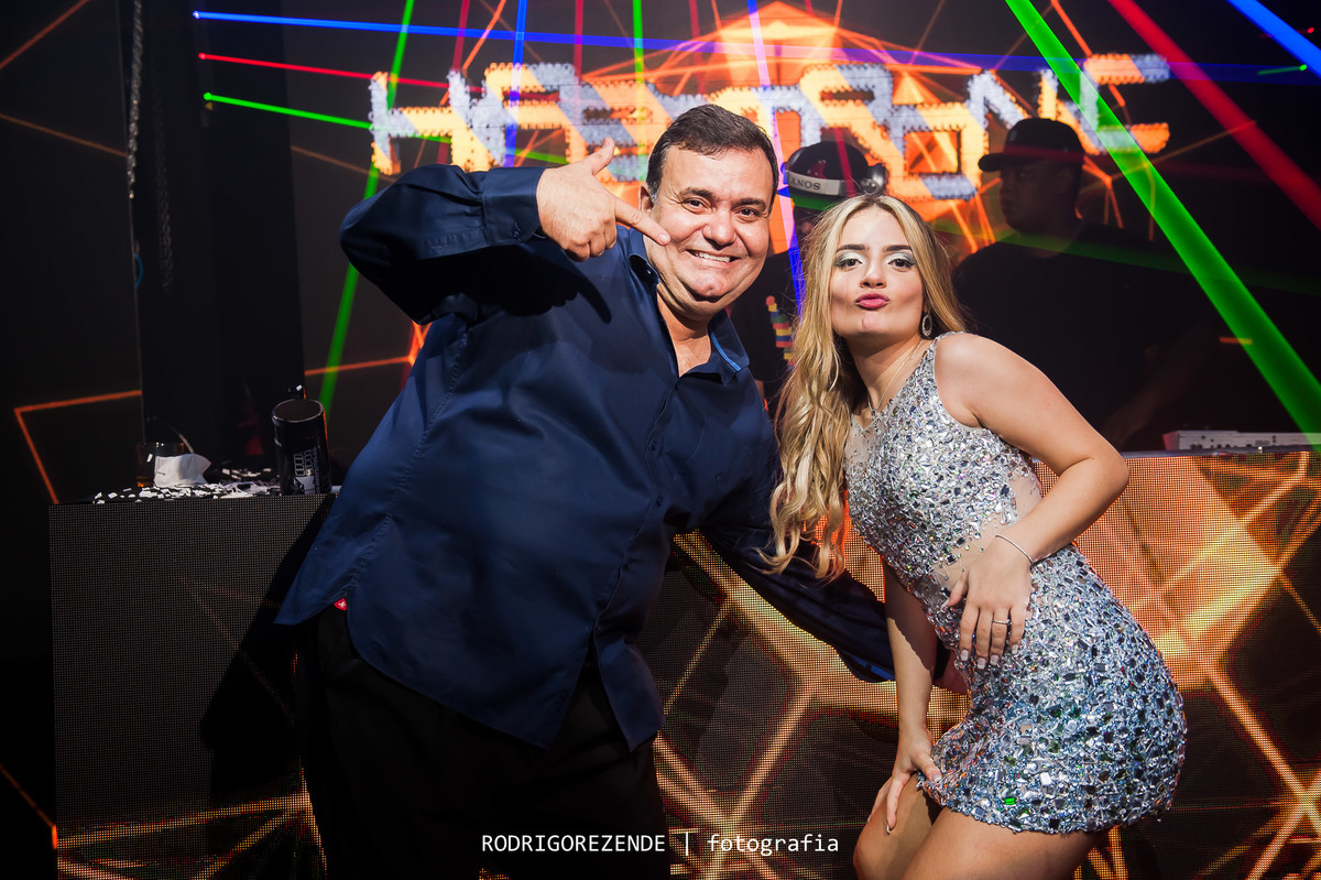 debutante, festa de 15 anos, vila inglesa, pista de dança, balada, hypertronic, rodrigo rezende fotografia