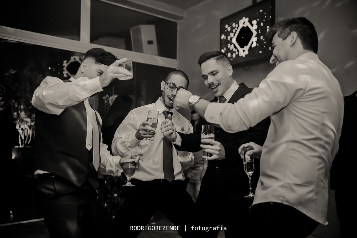 casamento, pista de dança,   aberema 7 casa de festas, rodrigo rezende fotografia