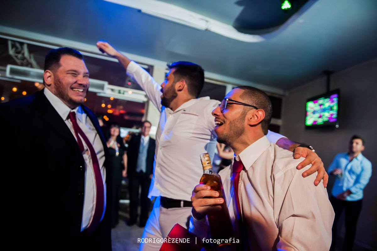 casamento, pista de dança,   aberema 7 casa de festas, rodrigo rezende fotografia