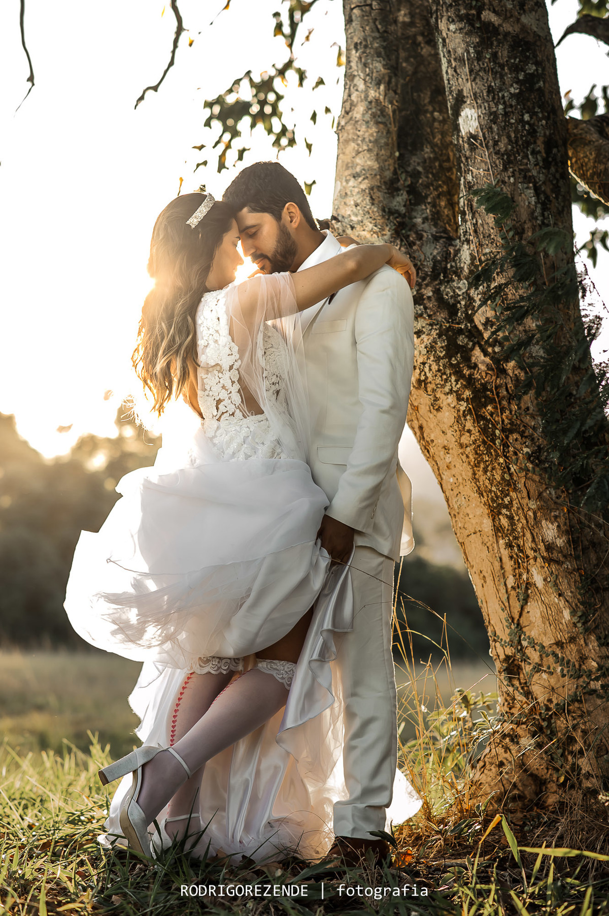 casamento, noivos,  meio do mato eventos,  rodrigo rezende fotografia