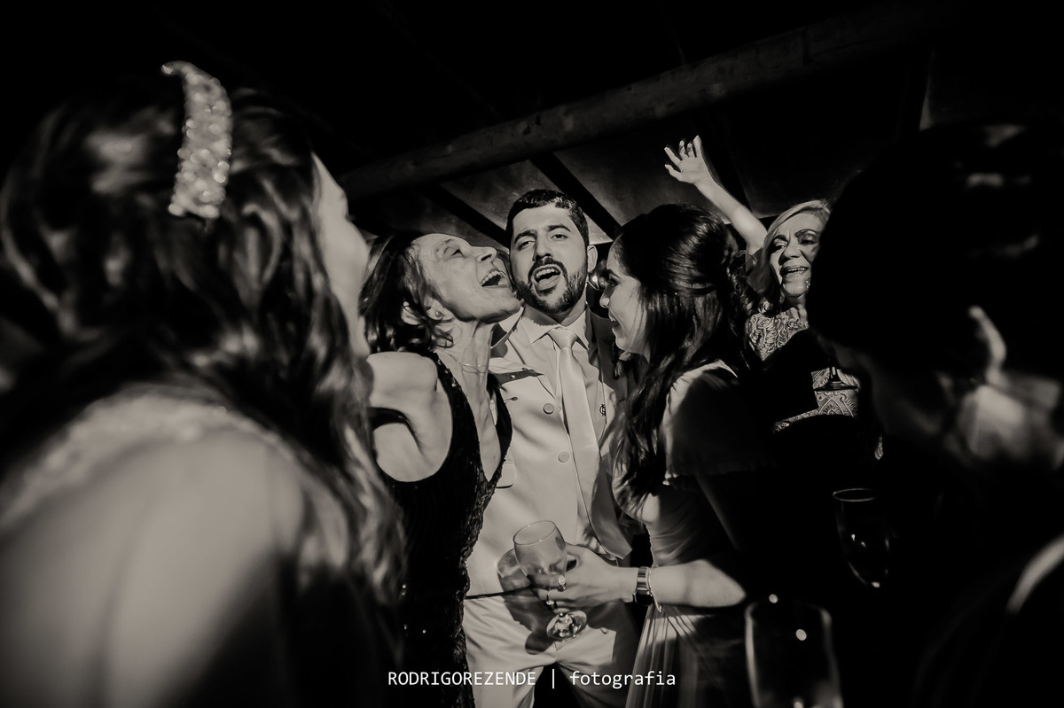 casamento, festa, pista de dança, meio do mato eventos,  rodrigo rezende fotografia