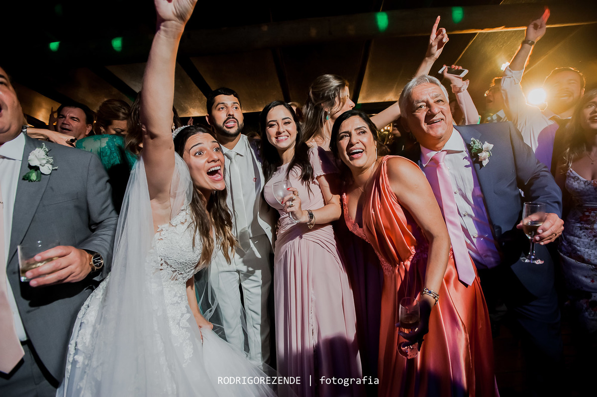 casamento, festa, pista de dança, meio do mato eventos,  rodrigo rezende fotografia
