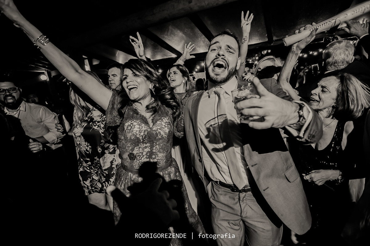 casamento, festa, pista de dança, meio do mato eventos,  rodrigo rezende fotografia