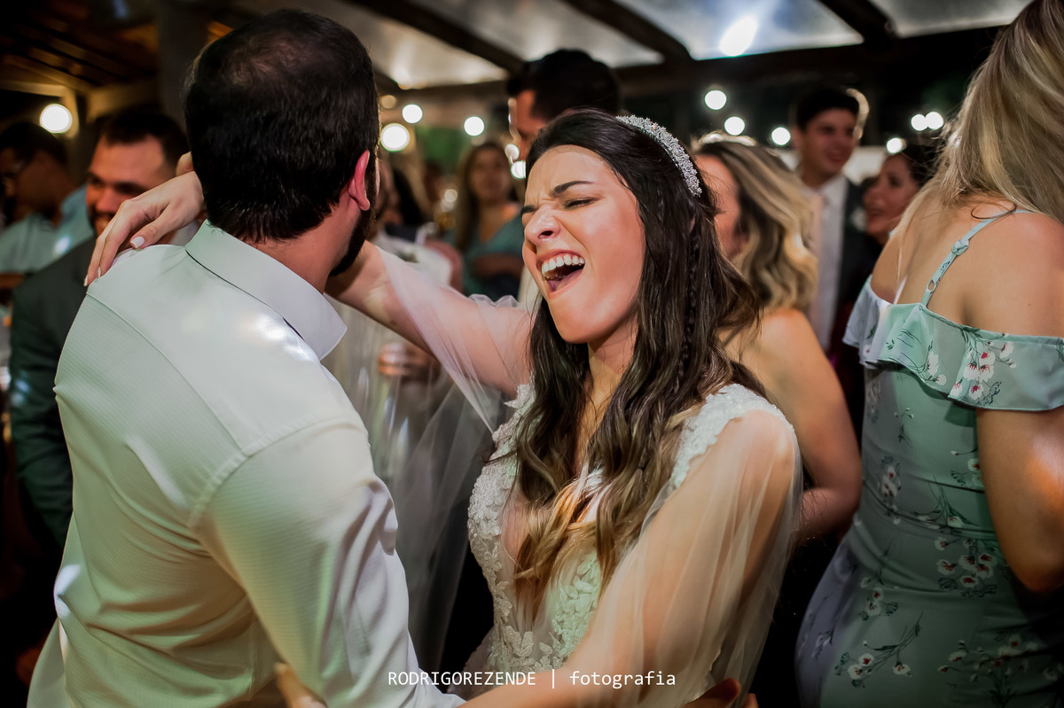 casamento, festa, pista de dança, meio do mato eventos,  rodrigo rezende fotografia