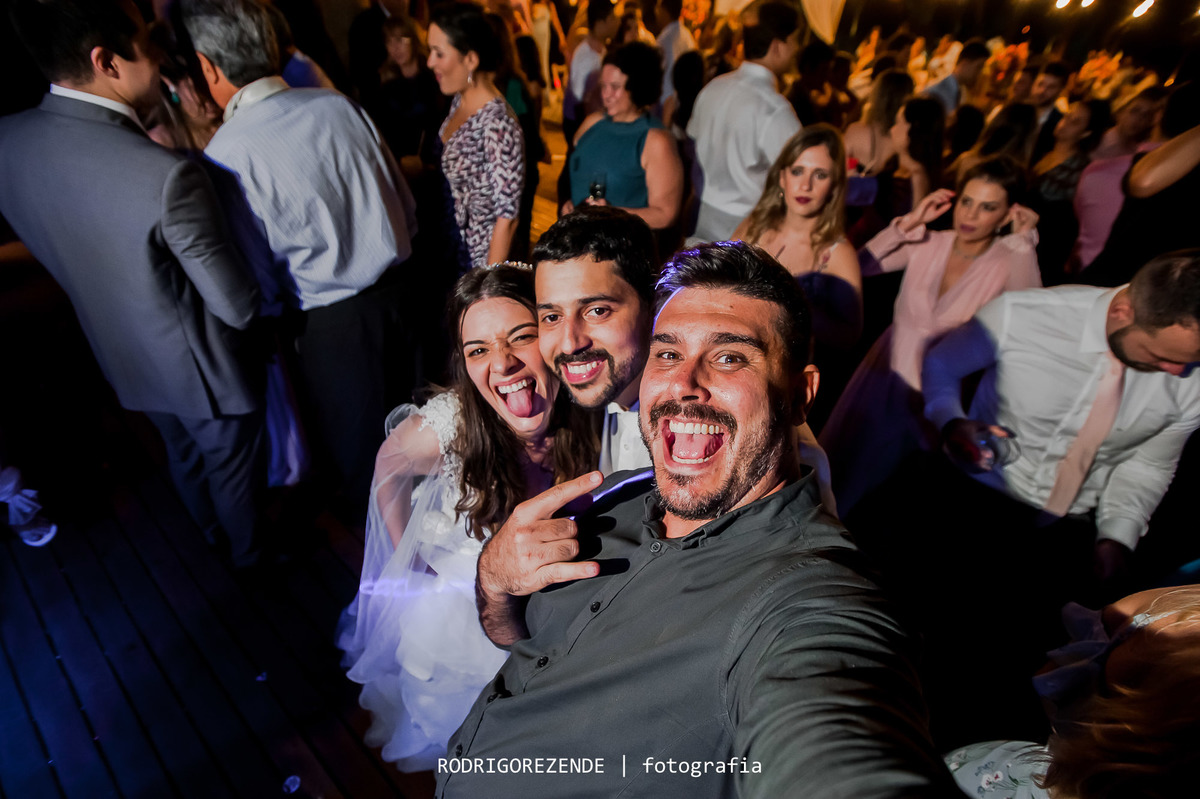 casamento, festa, pista de dança, meio do mato eventos,  rodrigo rezende fotografia