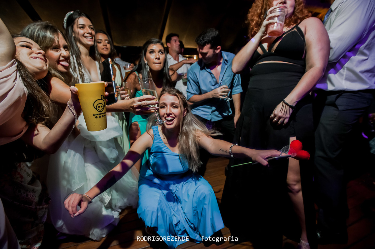 casamento, festa, pista de dança, meio do mato eventos,  rodrigo rezende fotografia