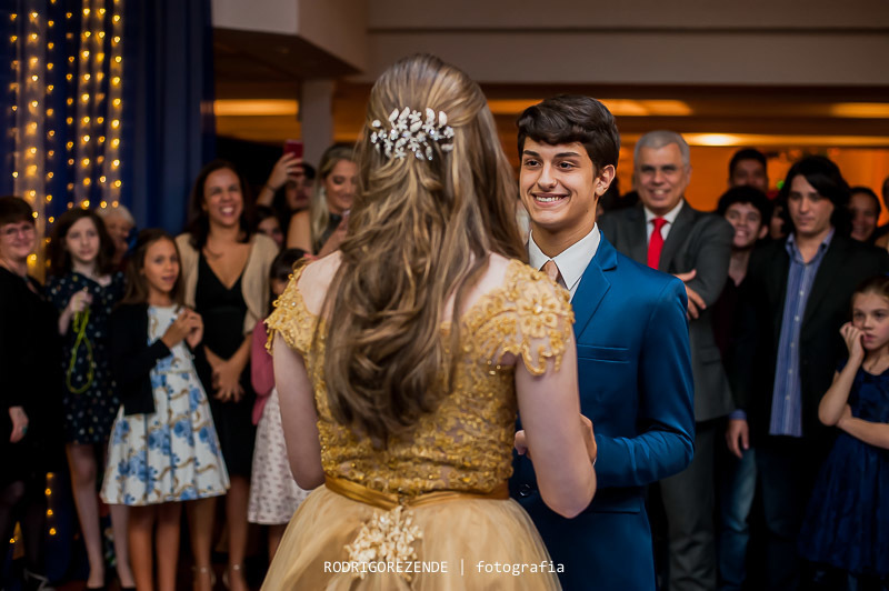 cerimonial, valsa,  espazio itanhangá, debutante, rodrigo rezende fotografia