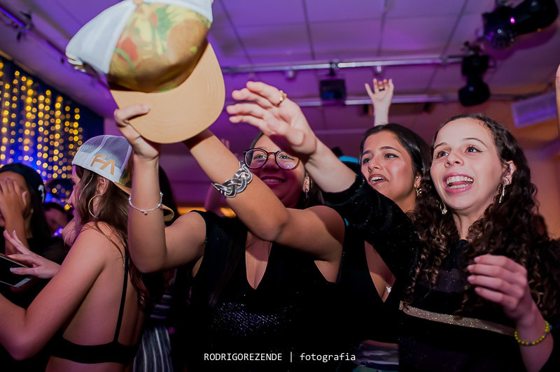pista de dança, dança da debutante,  espazio itanhangá, debutante, dj max, rodrigo rezende fotografia