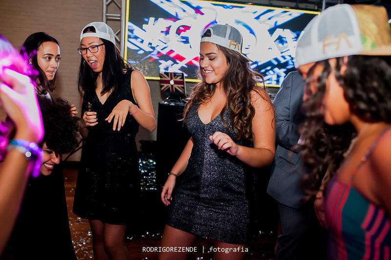 pista de dança, dança da debutante,  espazio itanhangá, debutante, dj max, rodrigo rezende fotografia