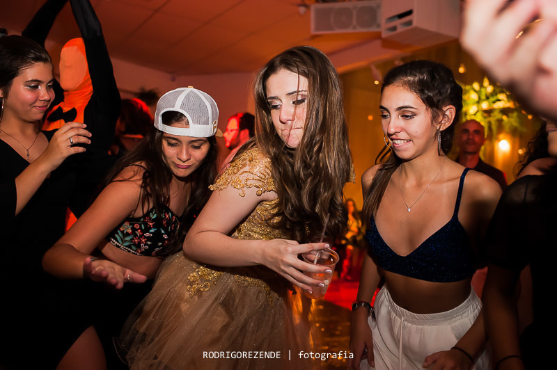 pista de dança, dança da debutante,  espazio itanhangá, debutante, dj max, rodrigo rezende fotografia
