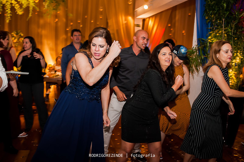 pista de dança, dança da debutante,  espazio itanhangá, debutante, dj max, rodrigo rezende fotografia