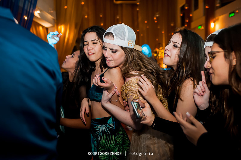 pista de dança, dança da debutante,  espazio itanhangá, debutante, dj max, rodrigo rezende fotografia