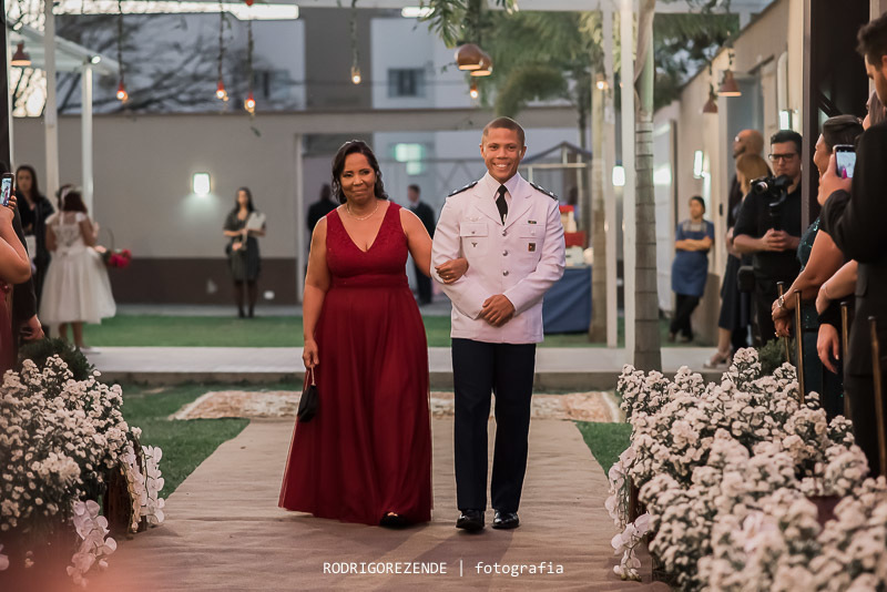 cerimônia, entrada do noivo, casa de festas la belle maison, rodrigo rezende fotografia