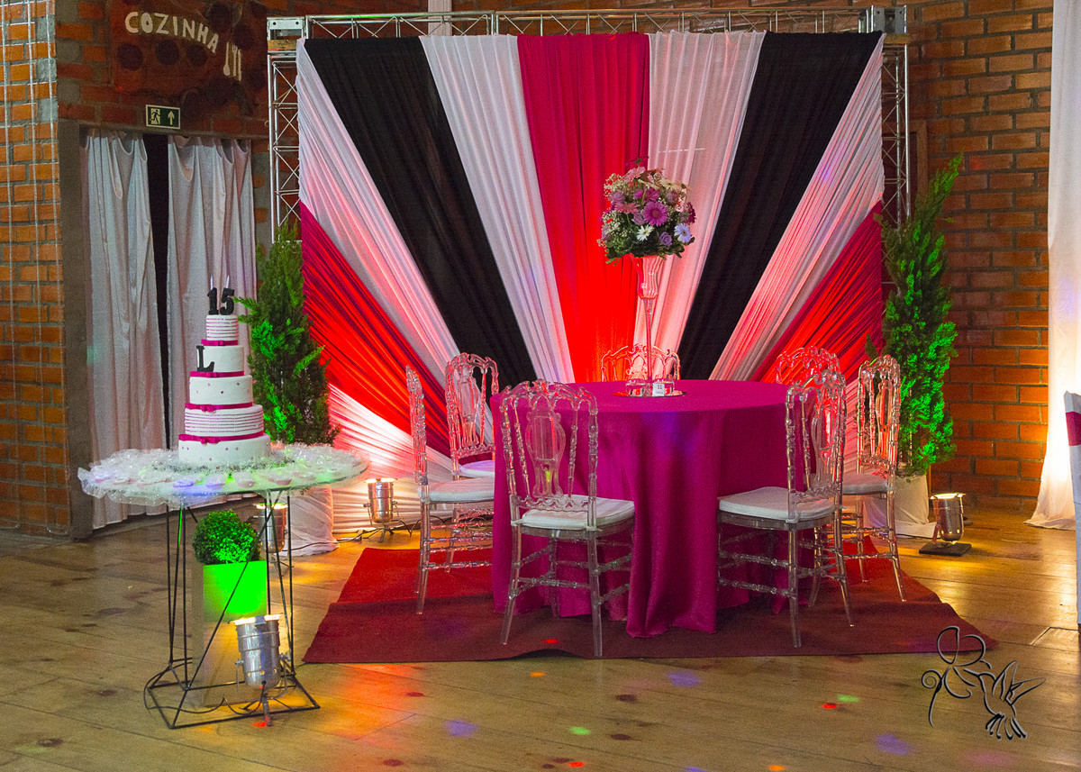 DECORAÇÃO de CIBELE DECORA EVENTOS