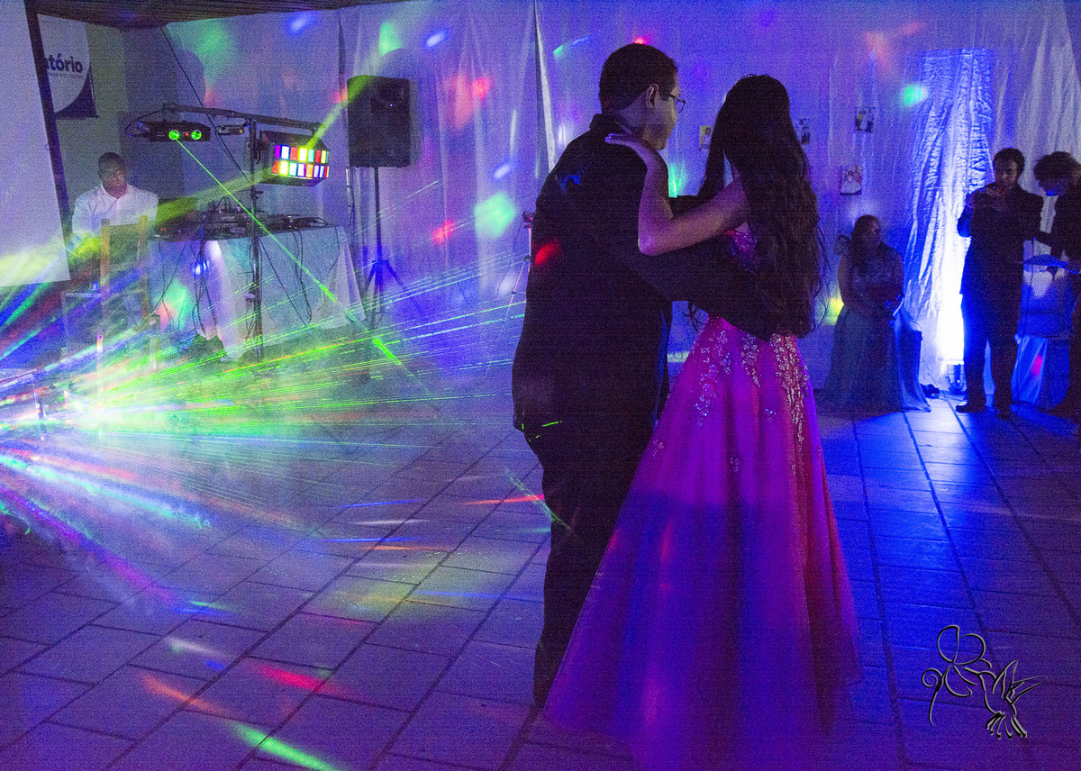 , by Eli Matos, vitoria dança com seu pai