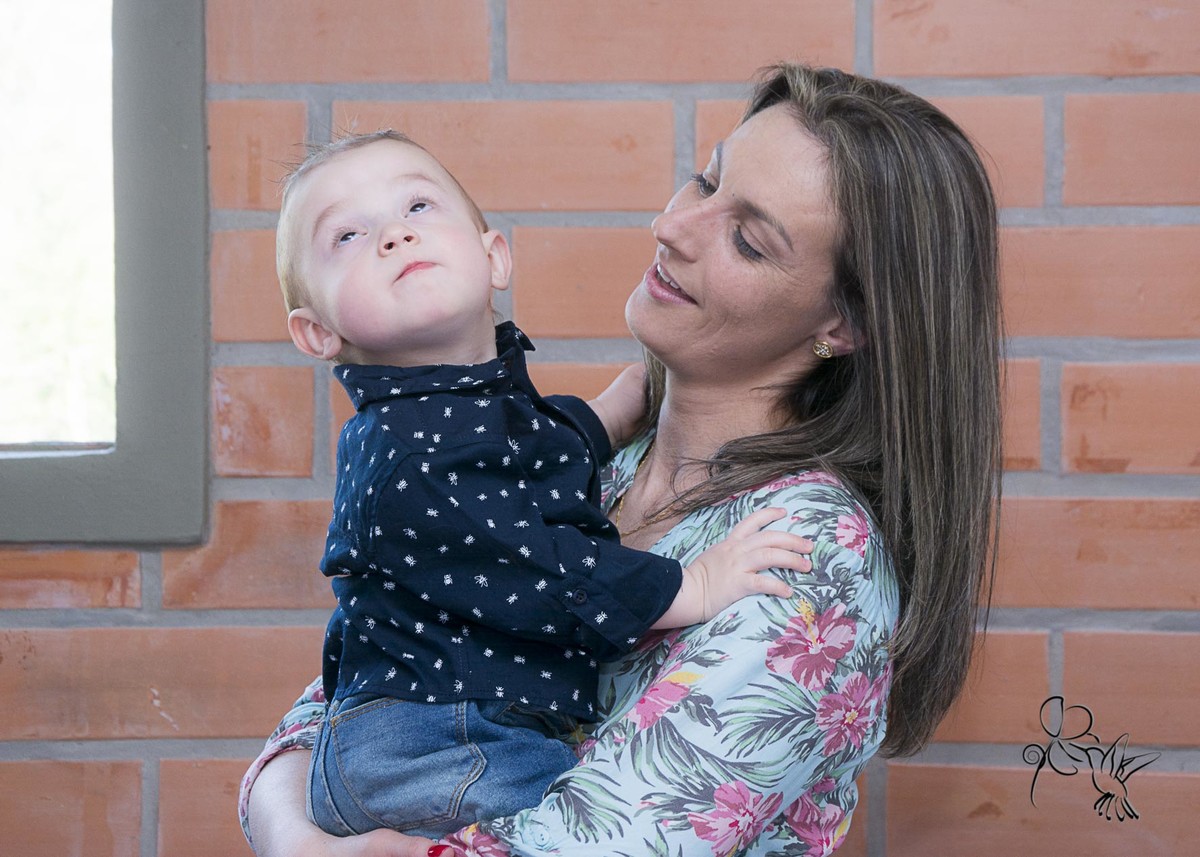 Gustavo e sua mamãe, por by Eli Matos