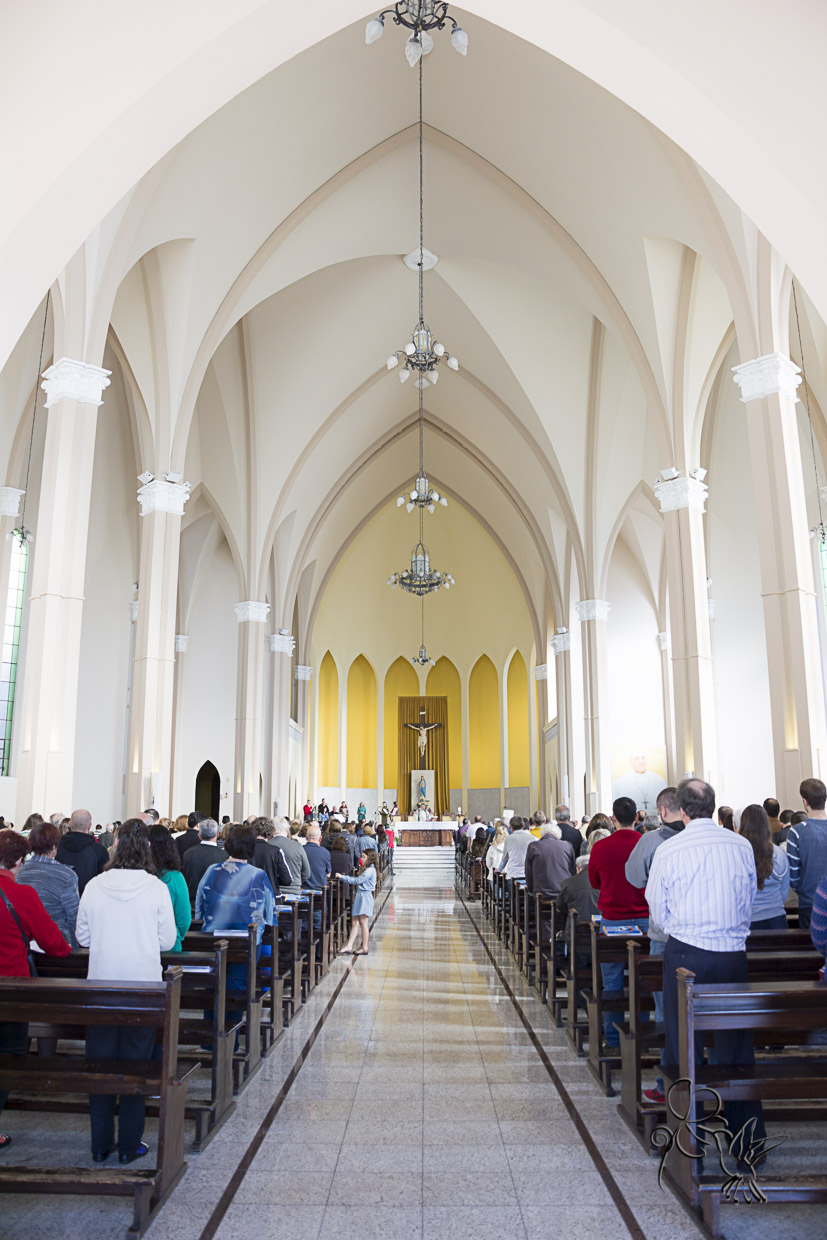 by Eli Matos, clica Igraja do Capuchinhos por dentro, vista da porta