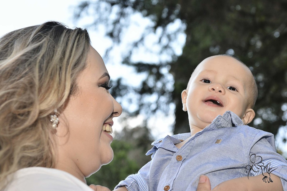by Eli Matos registra, sorrindo alegres