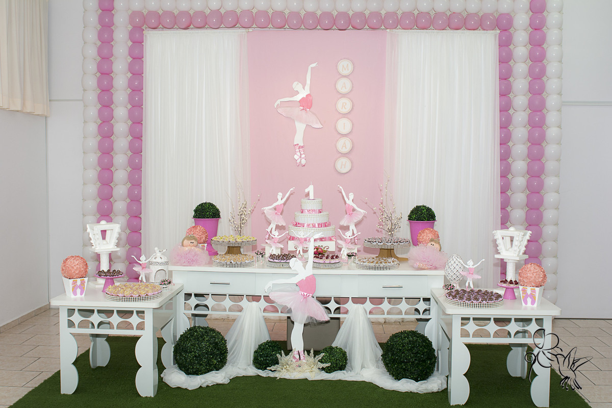 by Eli Matos,  registra painel principal da festa de um aninho da Mariáh.