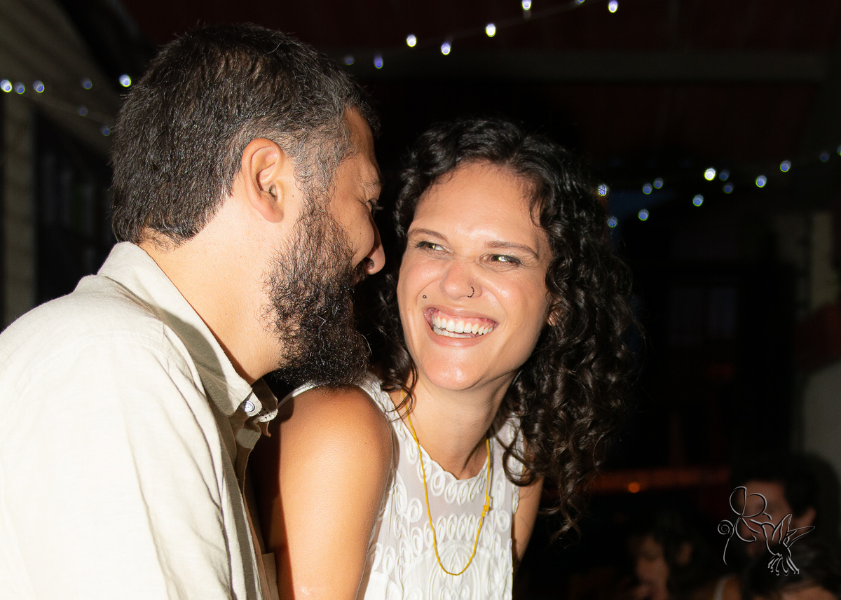 jovens sorriem e a felicidade está nas suas faces,  by Eli Matos clicou essa