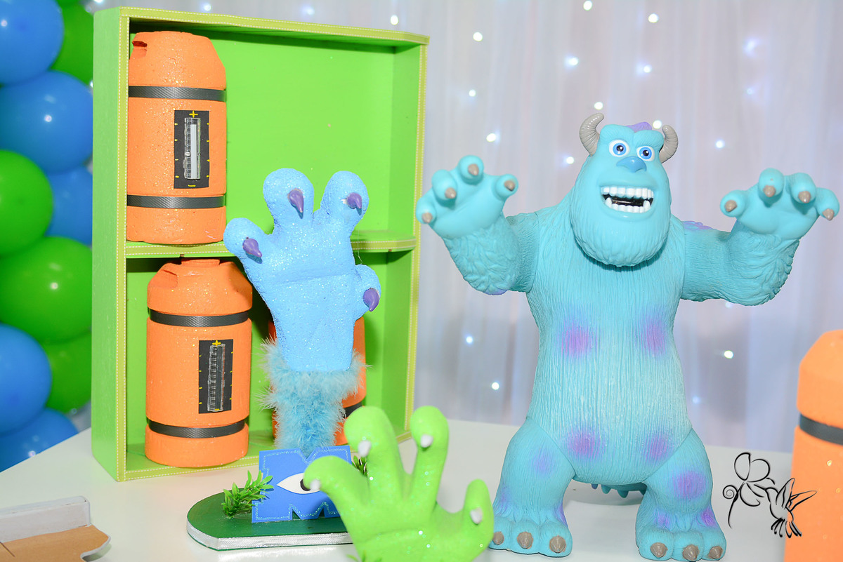 clique de by Eli Matos da decoração Universidade Monstro