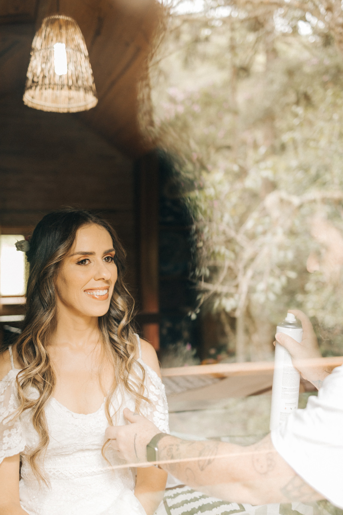 casamento fazenda sítio gonçalves mg minas gerais libertas atrás do alto carla lamim tereza felício casa dos cogumelos pasta de amendoim my vintage dress vestido boho noiva de botas casamento diurno no campo por do sol de dia rústico 