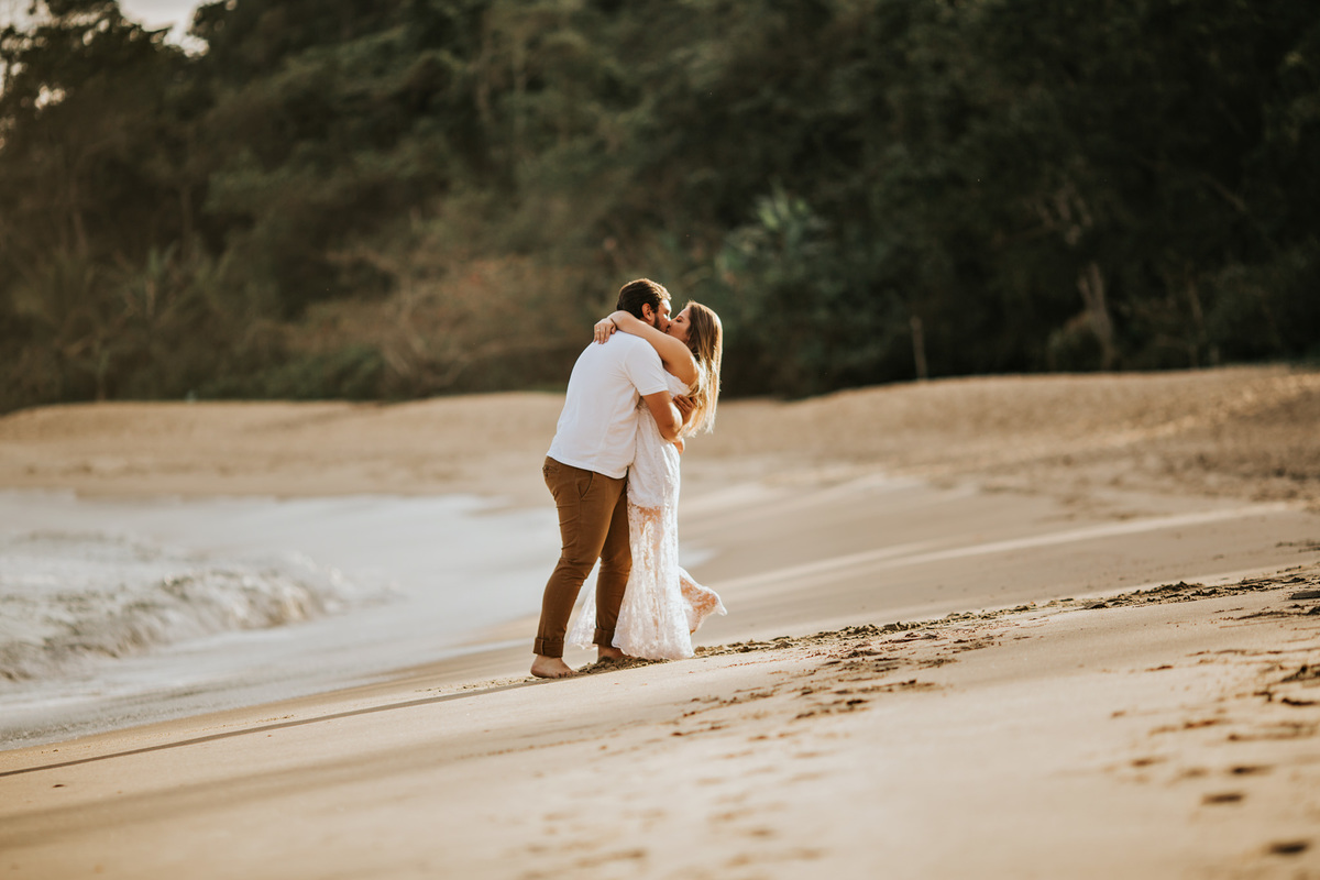 Ensaio Pré-wedding na praia - Ubatuba - Litoral norte - SP Fotografo Anderson Barboza - Taubaté e vale do paraiba