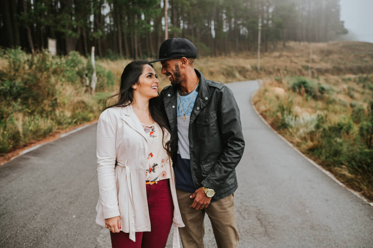 Ensaio de Casal - Namorados - Pico do Itapeva, estrada Campos do Jordão - Fotógrafo Anderson Barboza - Taubaté-SP