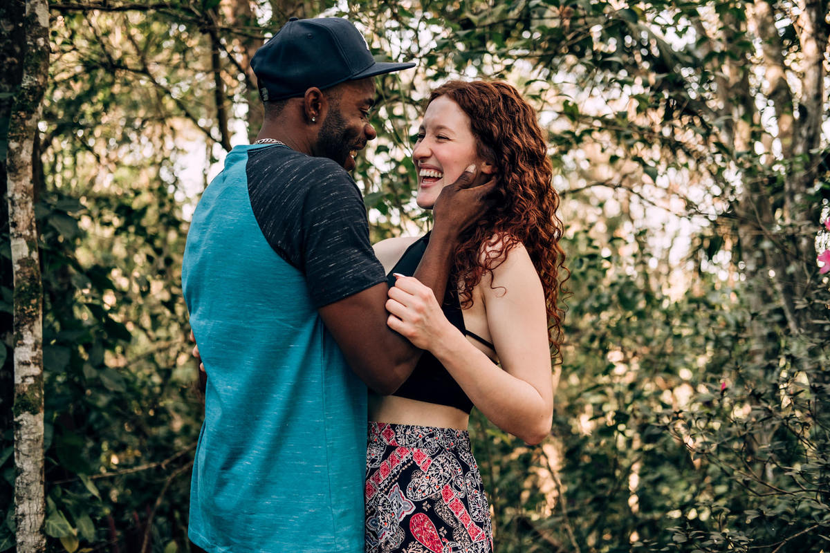 Ensaio de Casal - Fim de tarde no campo - Parque da cidade - Fotógrafo Anderson Barboza - Taubaté SP