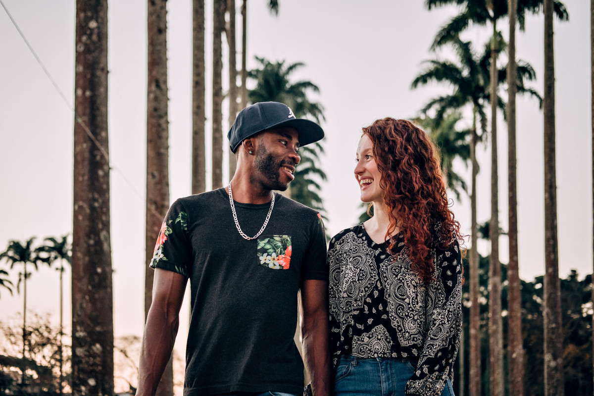 Ensaio de Casal - Fim de tarde no campo - Parque da cidade - Fotógrafo Anderson Barboza - Taubaté SP