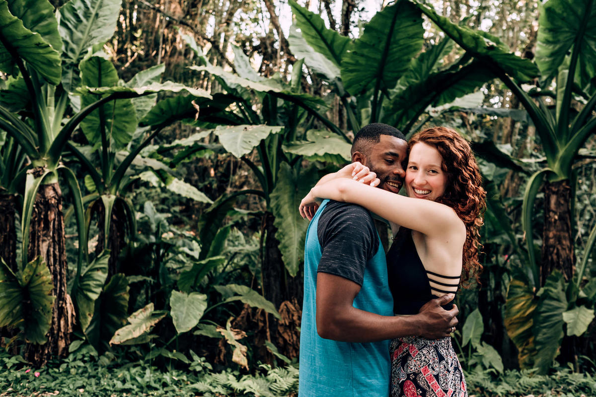 Ensaio de Casal - Fim de tarde no campo - Parque da cidade - Fotógrafo Anderson Barboza - Taubaté SP