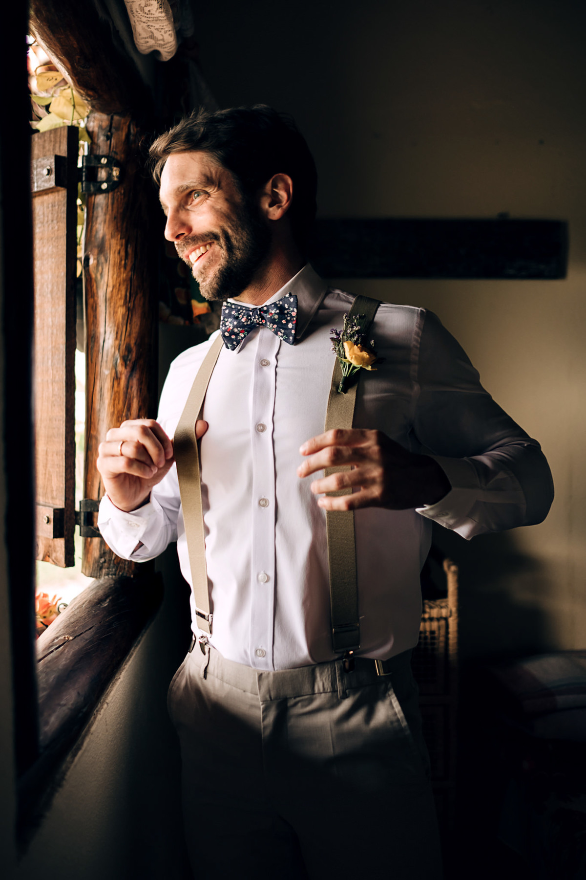 Making of noivo - Editorial Boho-Restaurante Alecrim Carla Lamim Rita Martins Anderson Barboza Fotografia Cappuccino Filmes Acontece Feito Nós Léo Chaves Angela Soares Anna Karina Josephine Noivas Las Marias VG Dândis Natalia Graziele Mariana leite