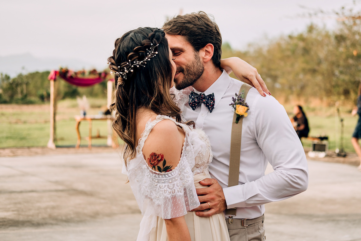 Elopement Wedding - Editorial Boho-Restaurante Alecrim Carla Lamim Rita Martins Anderson Barboza Fotografia Cappuccino Filmes Acontece Feito Nós Léo Chaves Angela Soares Anna Karina Josephine Noivas Las Marias VG Dândis Natalia Graziele Mariana leite