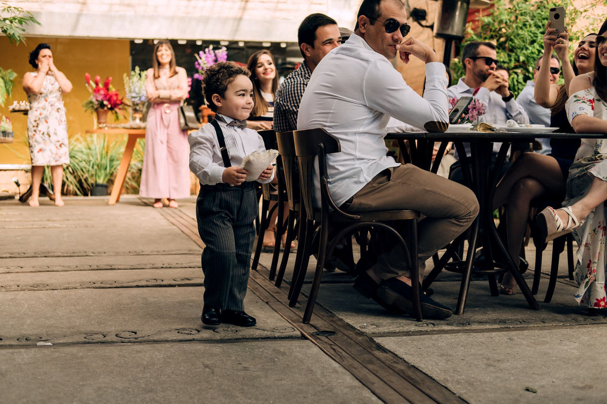 Casamento intimista - Cerimonia  Mini wedding no restaurante Santa Figueira em Tremembé-SP - Decoração Carla Lamim - Fotografo Anderson Barboza