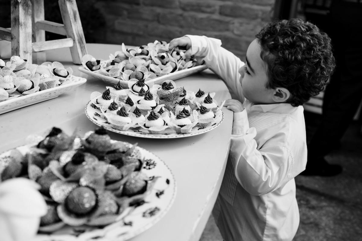 Casamento intimista - Cerimonia  Mini wedding no restaurante Santa Figueira em Tremembé-SP - Decoração Carla Lamim - Fotografo Anderson Barboza