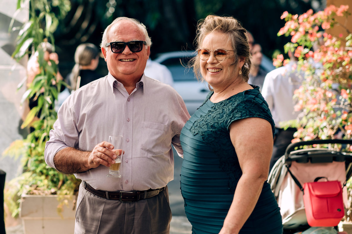 Casamento intimista - Cerimonia  Mini wedding no restaurante Santa Figueira em Tremembé-SP - Decoração Carla Lamim - Fotografo Anderson Barboza