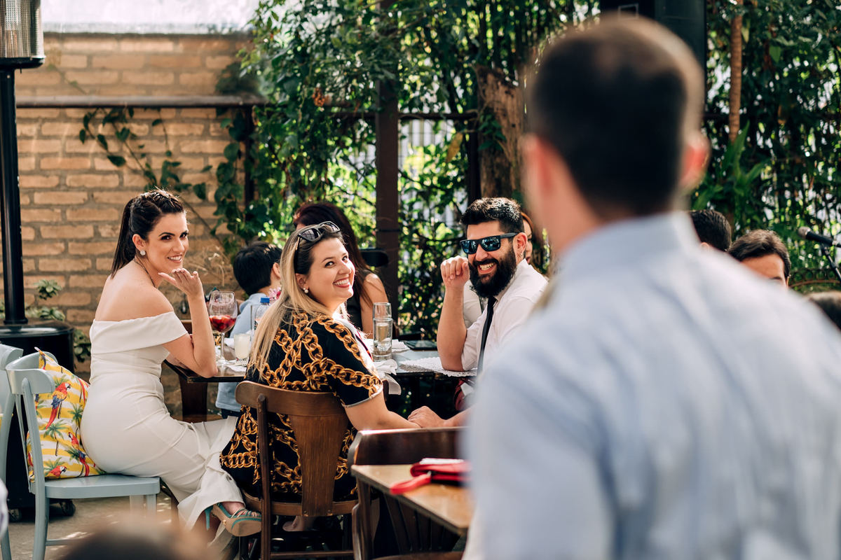 Casamento intimista - Cerimonia  Mini wedding no restaurante Santa Figueira em Tremembé-SP - Decoração Carla Lamim - Fotografo Anderson Barboza