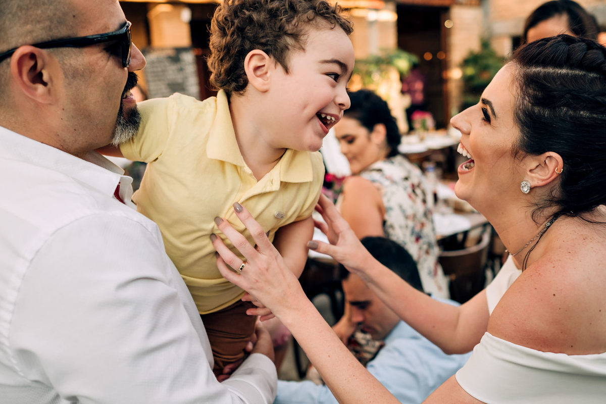 Casamento intimista - Cerimonia  Mini wedding no restaurante Santa Figueira em Tremembé-SP - Decoração Carla Lamim - Fotografo Anderson Barboza
