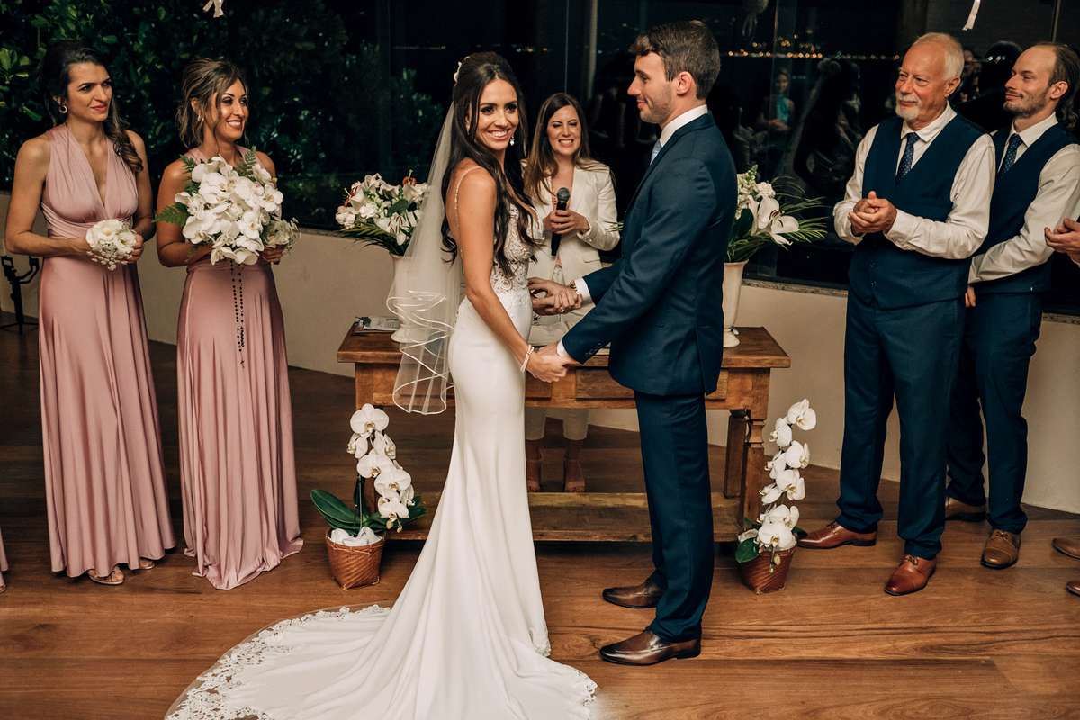 casamento intimista, mini wedding no espaço Abricó, a beira a mar em São Sebastião-SP