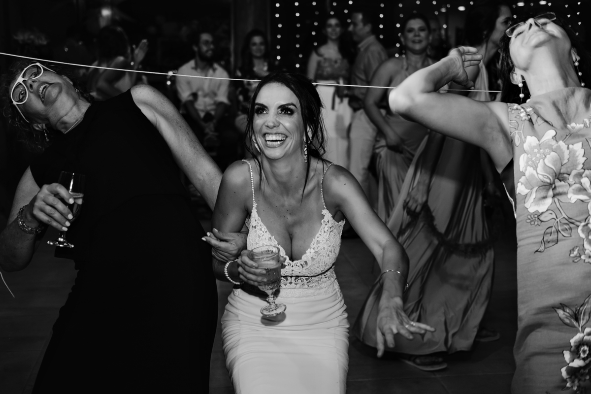 casamento intimista, mini wedding no espaço Abricó, a beira a mar em São Sebastião-SP