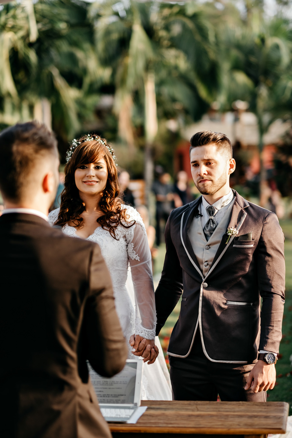 casamento no espaço moenda em Pindamonhangaba, no campo fim de tarde. Anderson Barboza Fotografia. Taubaté-SP