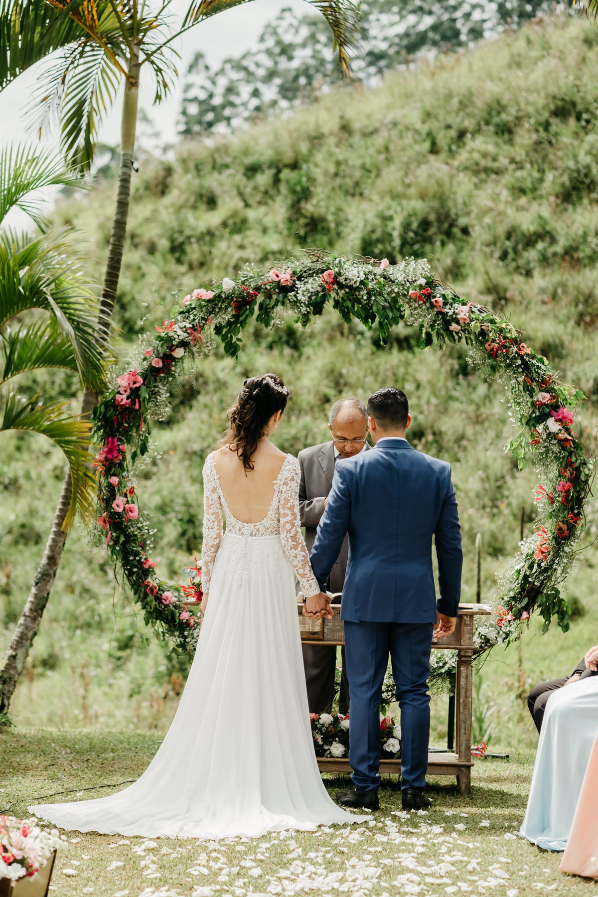 Casamento de dia em meio a natureza, no campo. pousada - Sao Francisco Xavier-SP - Alva Fotografia - Anderson Barboza Taubate-SP